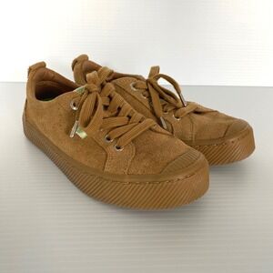 Cariuma OCA Suede Low Top Sneakers Tan Women's Casual Comfort Athlesure Sz 6.5